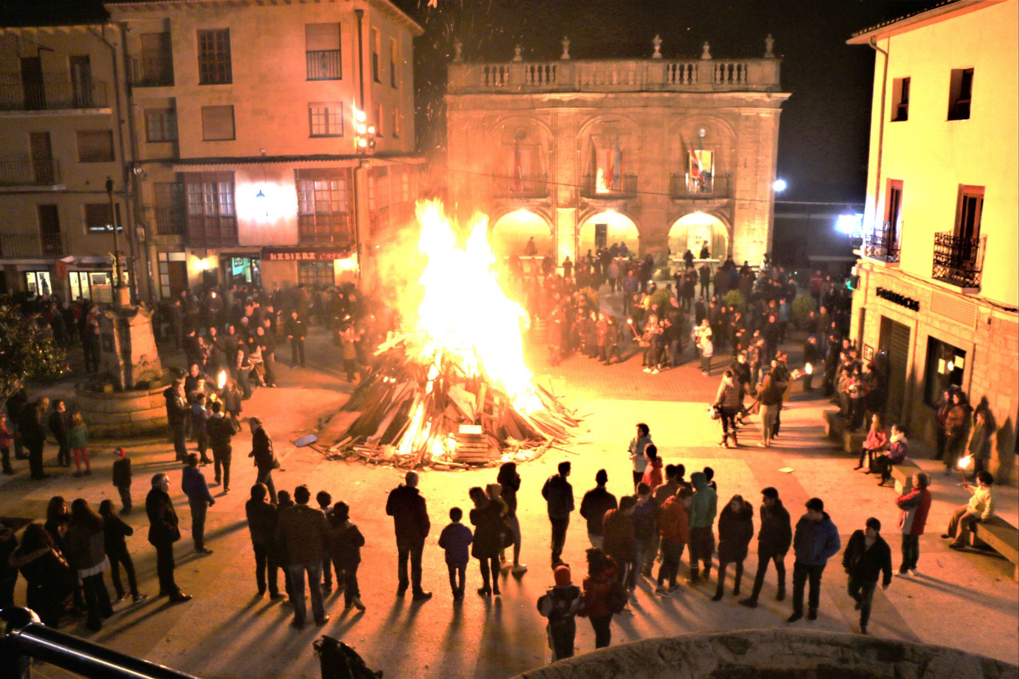 📌’Rioja Alavesa protagonista del nuevo volumen del Atlas Etnográfico de Vasconia dedicado al ciclo invernal’